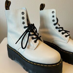 NWOT Dr. Martens White Leather Platform Boots